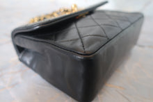 Load image into Gallery viewer, CHANEL Mini matelasse chain shoulder bag Lambskin Black/Gold hadware Shoulder bag 700120154