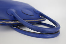 Load image into Gallery viewer, HERMES BOLIDE 31 Epsom leather Blue electric □P Engraving Shoulder bag 800100101