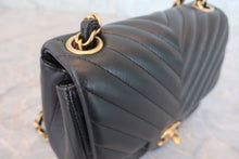 画像をギャラリービューアに読み込む, CHANEL/シャネル Vステッチチェーンショルダーバッグ ラムスキン ブラック/ゴールド金具 ショルダーバッグ 800070101