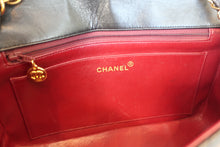 Load image into Gallery viewer, CHANEL  Diana matelasse chain shoulder bag Lambskin Black/Gold hadware Shoulder bag 700090239