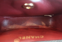 Load image into Gallery viewer, CHANEL Mini matelasse chain shoulder bag Lambskin Black/Gold hadware Shoulder bag 700120154