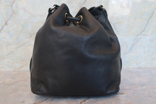 画像をギャラリービューアに読み込む, CHANEL/シャネル ココマーク巾着チェーンショルダーバッグ ラムスキン ブラック/ゴールド金具 ショルダーバッグ 700080163