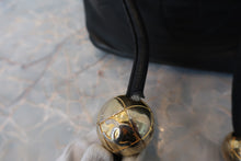 画像をギャラリービューアに読み込む, CHANEL/シャネル ココマーク巾着チェーンショルダーバッグ ラムスキン ブラック/ゴールド金具 ショルダーバッグ 700080163