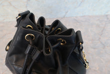 画像をギャラリービューアに読み込む, CHANEL/シャネル ココマーク巾着チェーンショルダーバッグ ラムスキン ブラック/ゴールド金具 ショルダーバッグ 700080163