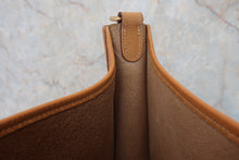 将图片加载到图库查看器,HERMES EVELYNE1 GM Ardennes leather Natural □A刻印 Shoulder bag 800090008