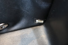 Load image into Gallery viewer, CHANEL  V-Stitch chain shoulder bag Lambskin Black/Silver hadware Shoulder bag 700100029