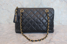 Load image into Gallery viewer, CHANEL Matelasse chain shoulder bag Caviar skin Black/Gold hadware Shoulder bag 800040089