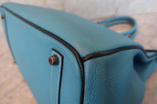 Load image into Gallery viewer, HERMES BIRKIN 35 Bi-color Togo leather Blue jean/Navy □J Engraving Hand bag 700120096