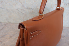 画像をギャラリービューアに読み込む, HERMES/エルメス ケリー35 クシュベル ゴールド 〇Z刻印 ショルダーバッグ 800080208