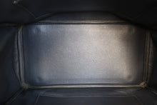 Load image into Gallery viewer, HERMES BIRKIN 35 Bi-color Togo leather Blue jean/Navy □J Engraving Hand bag 700120096