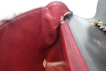 Load image into Gallery viewer, CHANEL Matelasse chain shoulder bag Lambskin Black/Gold hadware Shoulder bag 800070137