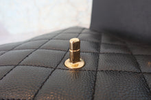 Load image into Gallery viewer, CHANEL Matelasse hand bag Caviar skin Black/Gold hadware Hand bag 700080195