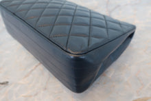 画像をギャラリービューアに読み込む, CHANEL/シャネル マトラッセチェーンショルダーバッグ ラムスキン ネイビー/ゴールド金具 ショルダーバッグ 700100219