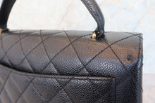 Load image into Gallery viewer, CHANEL Matelasse hand bag Caviar skin Black/Gold hadware Hand bag 700080195