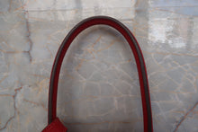 Load image into Gallery viewer, HERMES LINDY 34 Clemence leather Rouge casaque □Q Engraving Shoulder bag 700120131
