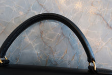 Load image into Gallery viewer, HERMES KELLY 28 Box carf leather Black 〇U Engraving Shoulder bag 700070192