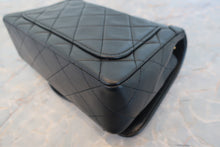 Load image into Gallery viewer, CHANEL Matelasse chain shoulder bag Lambskin Black/Gold hadware Shoulder bag 700080190