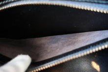 Load image into Gallery viewer, HERMES KELLY 28 Box carf leather Black 〇U Engraving Shoulder bag 700070192