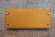 將圖片載入圖庫檢視器 HERMES/エルメス ケリー28 クシュベル ジョーヌ □A刻印 ショルダーバッグ 800010149