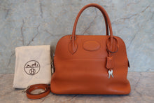 Load image into Gallery viewer, HERMES/BOLIDE 31 Clemence leather Orange □I Engraving Shoulder bag 700120150