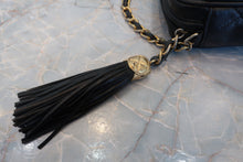 Load image into Gallery viewer, CHANEL Matelasse fringe chain shoulder bag Lambskin Black/Gold hadware Shoulder bag 700080205