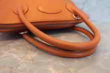 Load image into Gallery viewer, HERMES/BOLIDE 31 Clemence leather Orange □I Engraving Shoulder bag 700120150