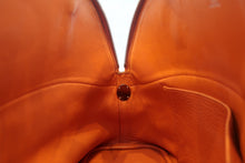 Load image into Gallery viewer, HERMES/BOLIDE 31 Clemence leather Orange □I Engraving Shoulder bag 700120150