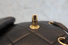 將圖片載入圖庫檢視器 CHANEL/シャネル マトラッセチェーンリュック ラムスキン ブラック/ゴールド金具 リュック 800040037