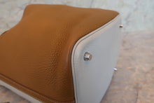 Load image into Gallery viewer, HERMES PICOTIN LOCK CASAQUE MM Clemence leather Pearl gray/Kraft □Q Engraving Hand bag 700110053
