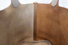 Load image into Gallery viewer, HERMES PICOTIN LOCK CASAQUE MM Clemence leather Pearl gray/Kraft □Q Engraving Hand bag 700110053