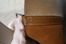 将图片加载到图库查看器,HERMES PICOTIN LOCK CASAQUE MM Clemence leather Pearl gray/Kraft □Q刻印 Hand bag 700110053