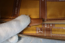 Load image into Gallery viewer, HERMES  Azapp Long Silkin Epsom leather/Silk Gold □O Engraving Wallet 700070222