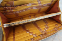 Load image into Gallery viewer, HERMES  Azapp Long Silkin Epsom leather/Silk Gold □O Engraving Wallet 700070222