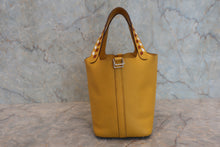 将图片加载到图库查看器,HERMES PICOTIN LOCK PM Tressage Epsom leather Jaune ambre/Brique/White C刻印 Hand bag 800040068