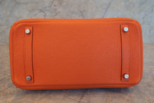 Load image into Gallery viewer, HERMES BIRKIN 30 Togo leather Orange □L Engraving Hand bag 700080142