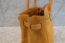 Load image into Gallery viewer, HERMES BIRKIN 30 Clemence leather Jaune d'or □Q Engraving Hand bag 700120133