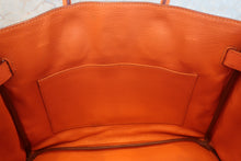 Load image into Gallery viewer, HERMES BIRKIN 30 Togo leather Orange □L Engraving Hand bag 700080142