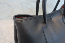 将图片加载到图库查看器,HERMES GARDEN TWILLY TPM Gulliver leather Black □I刻印 Tote bag 800040110
