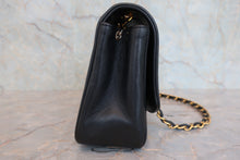 Load image into Gallery viewer, CHANEL Diana matelasse chain shoulder bag Lambskin Black/Gold hadware Shoulder bag 800090060