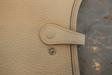 Load image into Gallery viewer, HERMES  EVELYNE TPM Clemence leather Nata Y Engraving Shoulder bag 700100037