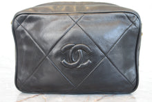 Load image into Gallery viewer, CHANEL Matelasse fringe chain shoulder bag Lambskin Black/Gold hadware Shoulder bag 700030010