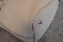 将图片加载到图库查看器,HERMES PICOTIN LOCK TOUCH MM Clemence leather/Swift leather Craie T刻印 Hand bag 800070092