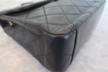Load image into Gallery viewer, CHANEL Matelasse chain shoulder bag Lambskin Black/Gold hadware Shoulder bag 700120105