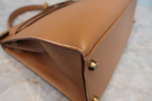 画像をギャラリービューアに読み込む, HERMES/エルメス ケリー28 クシュベル ゴールド ショルダーバッグ 800040071