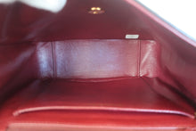 Load image into Gallery viewer, CHANEL Matelasse chain shoulder bag Lambskin Black/Gold hadware Shoulder bag 700120105