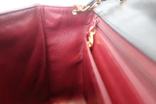 Load image into Gallery viewer, CHANEL Matelasse chain shoulder bag Lambskin Black/Gold hadware Shoulder bag 700120105