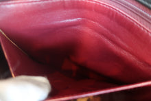 Load image into Gallery viewer, CHANEL Matelasse chain shoulder bag Lambskin Black/Gold hadware Shoulder bag 700120105