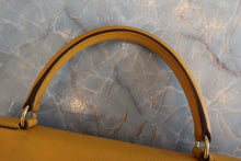 画像をギャラリービューアに読み込む, HERMES/エルメス ケリー28 クシュベル ジョーヌ 〇Y刻印 ショルダーバッグ 700110026