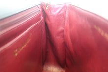 Load image into Gallery viewer, CHANEL Matelasse chain shoulder bag Lambskin Black/Gold hadware Shoulder bag 700120105