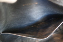 Load image into Gallery viewer, CHANEL Matelasse fringe chain shoulder bag Lambskin Black/Gold hadware Shoulder bag 700120126